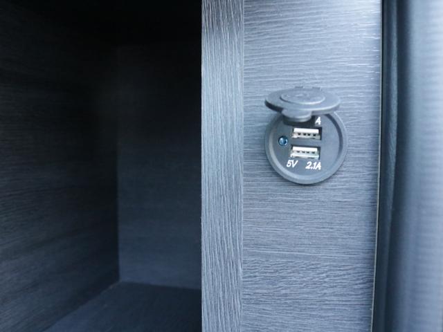 ハイエースワゴン GL Ver1シートアレンジ施工オリジナルフロントバンパーオリジナル16インチアルミオリジナルオーバーフェンダーオリジナルLEDテールライトアルパインBIG-X11インチナビ12.8フリップダウンモニター(29枚目)