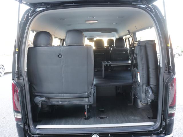 ハイエースワゴン GL Ver1シートアレンジ施工オリジナルフロントバンパーオリジナル16インチアルミオリジナルオーバーフェンダーオリジナルLEDテールライトアルパインBIG-X11インチナビ12.8フリップダウンモニター(32枚目)