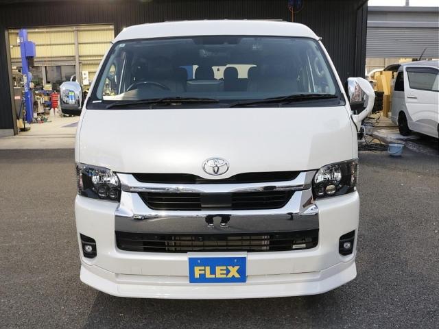 ハイエースワゴン 　Ｖｅｒ１シートアレンジ施工オリジナルフロントスポイラーオリジナルオーバーフェンダーオリジナル１７インチアルミオリジナルＬＥＤテールアルパインＢＩＧ－Ｘ１１インチナビアルパインフリップダウンモニター装備（5枚目）