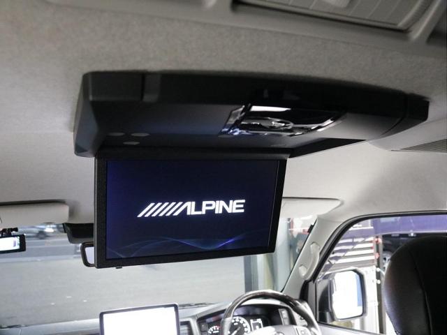 ハイエースワゴン 　Ｖｅｒ１シートアレンジ施工オリジナルフロントスポイラーオリジナルオーバーフェンダーオリジナル１７インチアルミオリジナルＬＥＤテールアルパインＢＩＧ－Ｘ１１インチナビアルパインフリップダウンモニター装備（9枚目）