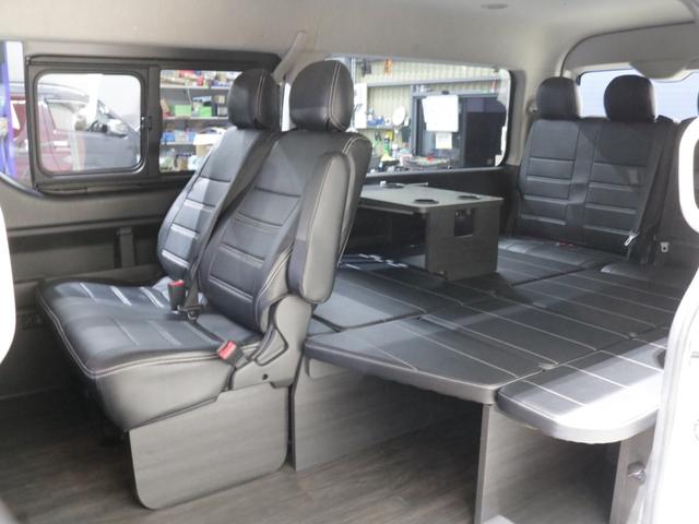 ハイエースワゴン 　Ｖｅｒ１シートアレンジ施工オリジナルフロントスポイラーオリジナルオーバーフェンダーオリジナル１７インチアルミオリジナルＬＥＤテールアルパインＢＩＧ－Ｘ１１インチナビアルパインフリップダウンモニター装備（23枚目）