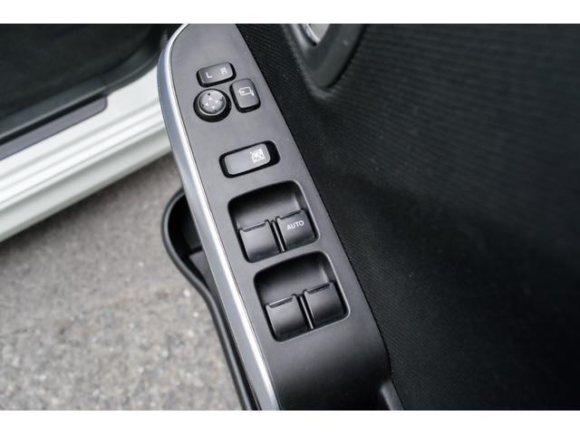 ソリオバンディット ハイブリッドMV 自社整備工場3年自社保証付 両側電動スライドドア ナビ TVフルセグ Bluetooth バックカメラ ETC LEDヘッドライト 純正アルミ シートヒーター バッテリー新品交換 エンジオイル交換(20枚目)