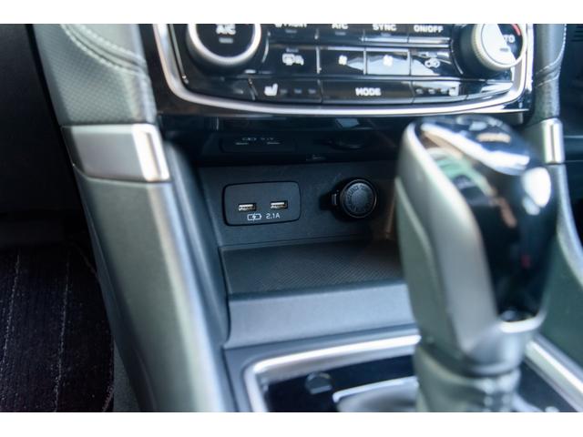 フォレスター プレミアム 自社整備工場3年自社保証付 アイサイト 電動リヤゲート 全席シートヒーター ステアリングヒーター ナビ TVフルセグ ETC バックカメラ ワンオーナー 新品バッテリー交換 エンジオイル交換(66枚目)