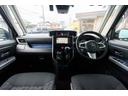 仕入れた車両は店頭在庫に並ぶ前に女性スタッフが女性ならではの目線で外装も内装も総クリーニングします。腕によりをかけて仕上げた中古車を是非、店頭でご覧ください!