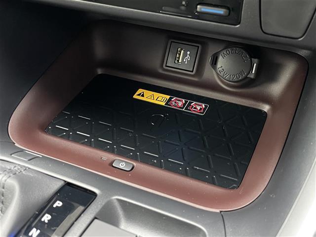 ＲＡＶ４ Ｇ　Ｚパッケージ　純正１０．５型ナビ（フルセグＴＶ／ＢＴ）　禁煙車　アラウンドビューモニタ　トヨタセーフティー　コーナーセンサ　デジタルインナーミラ　レーダークルコン　ブラインドスポット　シートヒーター　パワーシート（23枚目）