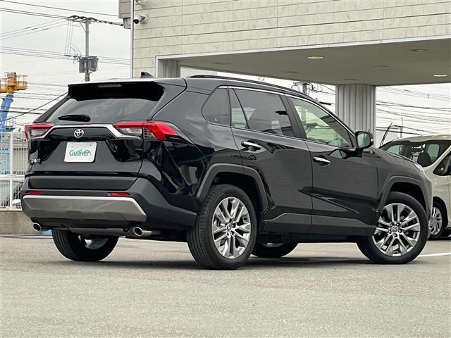 ＲＡＶ４ Ｇ　Ｚパッケージ　純正１０．５型ナビ（フルセグＴＶ／ＢＴ）　禁煙車　アラウンドビューモニタ　トヨタセーフティー　コーナーセンサ　デジタルインナーミラ　レーダークルコン　ブラインドスポット　シートヒーター　パワーシート（33枚目）