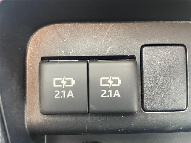 ノア Ｓｉ　ダブルバイビー　社外７型ＳＤナビ（ＣＤ／ＢＴ）バックモニター　トヨタセーフティー　フリップダウンモニター　両側パワスラ　クルコン　ドラレコ　ＥＴＣ　ＵＳＢポート　純正ＬＥＤヘッドライト　プッシュスタート　スマートキー（25枚目）