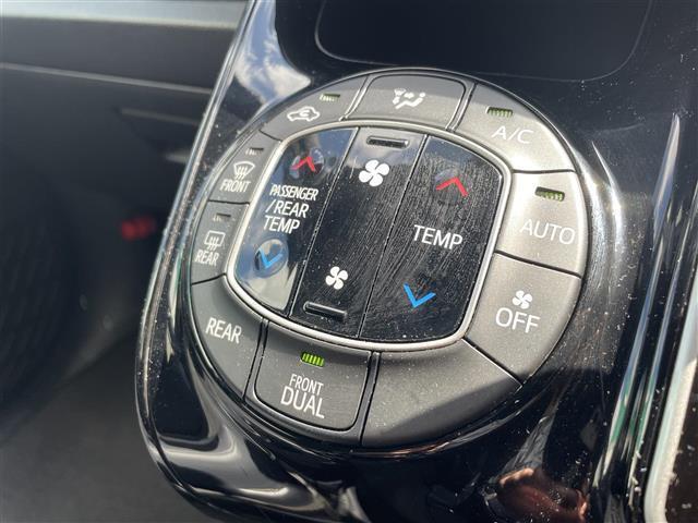 ノア Ｓｉ　ダブルバイビー　社外７型ＳＤナビ（ＣＤ／ＢＴ）バックモニター　トヨタセーフティー　フリップダウンモニター　両側パワスラ　クルコン　ドラレコ　ＥＴＣ　ＵＳＢポート　純正ＬＥＤヘッドライト　プッシュスタート　スマートキー（30枚目）