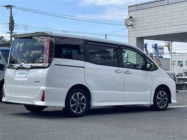 ノア Ｓｉ　ダブルバイビー　社外７型ＳＤナビ（ＣＤ／ＢＴ）バックモニター　トヨタセーフティー　フリップダウンモニター　両側パワスラ　クルコン　ドラレコ　ＥＴＣ　ＵＳＢポート　純正ＬＥＤヘッドライト　プッシュスタート　スマートキー（35枚目）