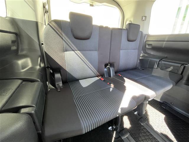 ヴォクシー ハイブリッドZS 社外7型HDDナビ(フルセグTV/CD/DVD/BT) バックカメラ 後席フリップダウンモニター 両側パワスラ 前後ドラレコ ETC 純正フロアマット 純正16インチアルミホイール スマートキー(15枚目)