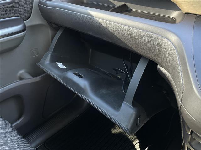 フリード G・ホンダセンシング 社外7型SDナビ(フルセグTV/CD/DVD/BT) バックカメラ ホンダセンシング レーダークルコン 両側パワスラ 前後ドラレコ ETC 純正LEDヘッドライト 純正フロアマット スマートキー(29枚目)