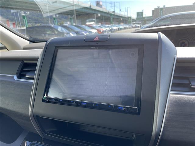 フリードハイブリッド ハイブリッド・Gホンダセンシング 社外8型SDナビ(フルセグTV/CD/DVD/BT) ホンダセンシング フリップダウンモニター 両側パワスラ クルコン ドラレコ ETC シートヒーター USB 純正LED 純正アルミホイール(5枚目)