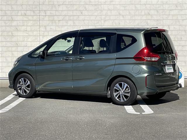 フリードハイブリッド ハイブリッド・Gホンダセンシング 社外8型SDナビ(フルセグTV/CD/DVD/BT) ホンダセンシング フリップダウンモニター 両側パワスラ クルコン ドラレコ ETC シートヒーター USB 純正LED 純正アルミホイール(34枚目)