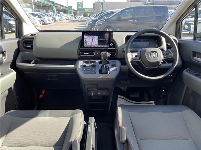 フリード e:HEVクロスター 純正9型ディスプレイナビ(フルセグTV/BT) バックカメラ ホンダセンシング コーナーセンサー レーダークルコン 両側パワスラ 前後ドラレコ ETC BSM シートヒーター 純正LEDヘッドライト(3枚目)