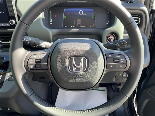 フリード e:HEVクロスター 純正9型ディスプレイナビ(フルセグTV/BT) バックカメラ ホンダセンシング コーナーセンサー レーダークルコン 両側パワスラ 前後ドラレコ ETC BSM シートヒーター 純正LEDヘッドライト(10枚目)