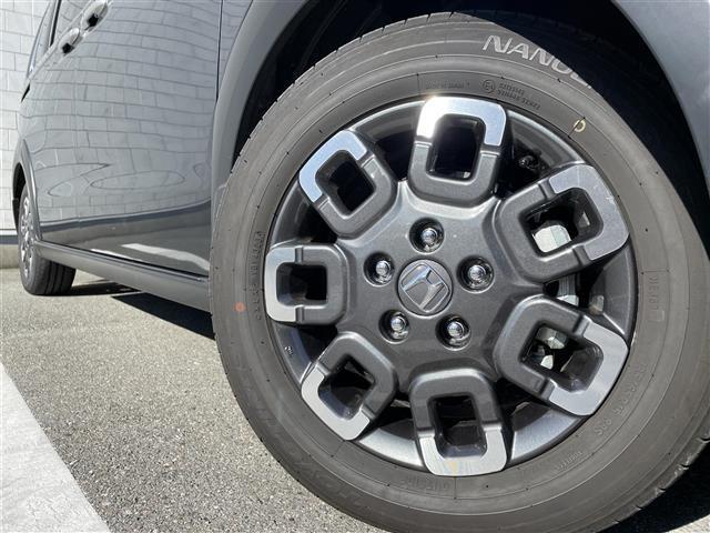 フリード e:HEVクロスター 純正9型ディスプレイナビ(フルセグTV/BT) バックカメラ ホンダセンシング コーナーセンサー レーダークルコン 両側パワスラ 前後ドラレコ ETC BSM シートヒーター 純正LEDヘッドライト(17枚目)