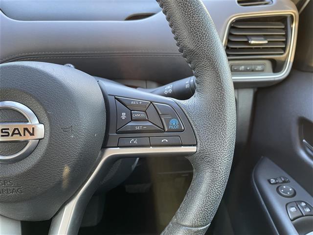 セレナ ハイウェイスターV 純正10型SDナビ(フルセグTV/CD/DVD/BT/HDMI)アラウンドビューモニター 後席モニター プロパイロット BSM 両側パワスラ ドラレコ ETC デジタルインナーミラー 純正LED(8枚目)