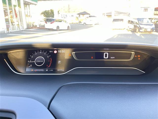 セレナ ハイウェイスターV 純正10型SDナビ(フルセグTV/CD/DVD/BT/HDMI)アラウンドビューモニター 後席モニター プロパイロット BSM 両側パワスラ ドラレコ ETC デジタルインナーミラー 純正LED(12枚目)