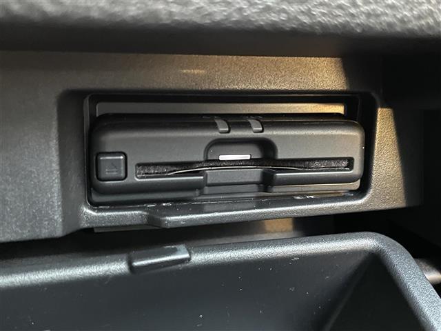 セレナ ハイウェイスターV 純正10型SDナビ(フルセグTV/CD/DVD/BT/HDMI)アラウンドビューモニター 後席モニター プロパイロット BSM 両側パワスラ ドラレコ ETC デジタルインナーミラー 純正LED(24枚目)