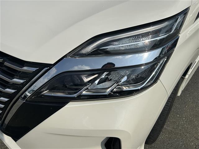 セレナ ハイウェイスターV 純正10型SDナビ(フルセグTV・CD・DVD・BT) アラウンドビューモニター プロパイロット エマージェンシーブレーキ コーナーセンサー BSM 両側パワスラ 純正前後ドラレコ ETC(35枚目)