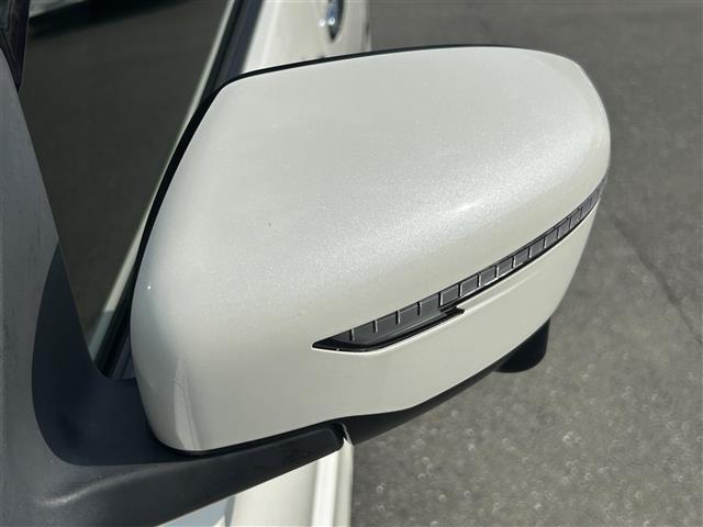 セレナ ハイウェイスターV 純正10型SDナビ(フルセグTV・CD・DVD・BT) アラウンドビューモニター プロパイロット エマージェンシーブレーキ コーナーセンサー BSM 両側パワスラ 純正前後ドラレコ ETC(44枚目)