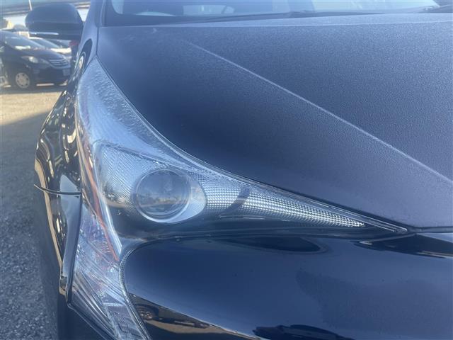 プリウス Sセーフティプラス 純正9型ナビ DVD BT フルセグ バックカメラ スマートキー ETC クルコン LED 衝突軽減ブレーキ 前後ドライブレコーダー レーンキープアシスト パーキングアシスト ウィンカーミラー フォグ(23枚目)