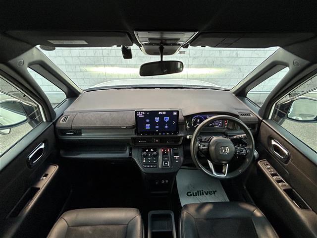ステップワゴン e:HEVスパーダ プレミアムライン 純正11.4型SDナビ(フルセグTV/CD/DVD/BT) アラウンドビュー ホンダセンシング 後席フリップダウンモニター コーナーセンサー 両側パワスラ クルコン ドラレコ ETC シートヒーター(3枚目)
