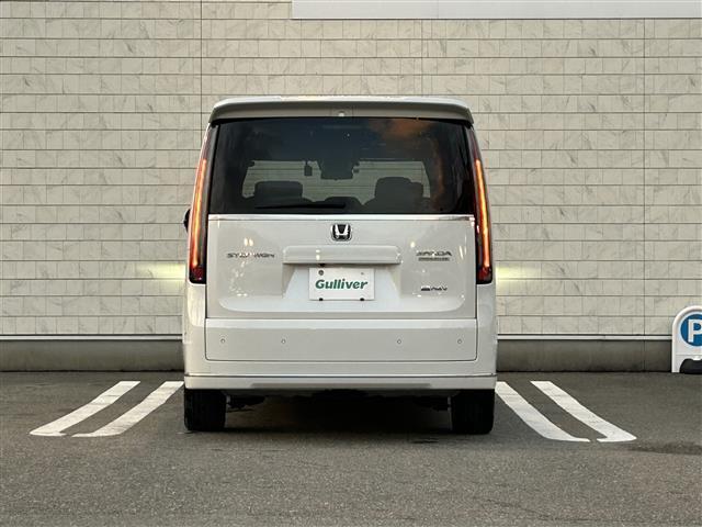 ステップワゴン e:HEVスパーダ プレミアムライン 純正11.4型SDナビ(フルセグTV/CD/DVD/BT) アラウンドビュー ホンダセンシング 後席フリップダウンモニター コーナーセンサー 両側パワスラ クルコン ドラレコ ETC シートヒーター(20枚目)