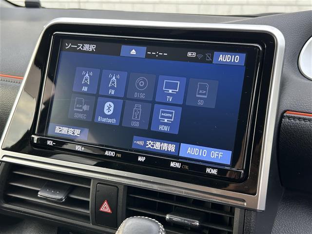 シエンタ ハイブリッドＧ　クエロ　純正９型ＳＤナビ（フルセグＴＶ／ＣＤ／ＤＶＤ／ＢＴ）　バックカメラ　トヨタセーフティ　コーナーセンサー　両側パワスラ　クルコン　ドラレコ２．０　ＥＴＣ　ＵＳＢ　ＨＤＭＩ　純正ＬＥＤ　プッシュスタート（4枚目）