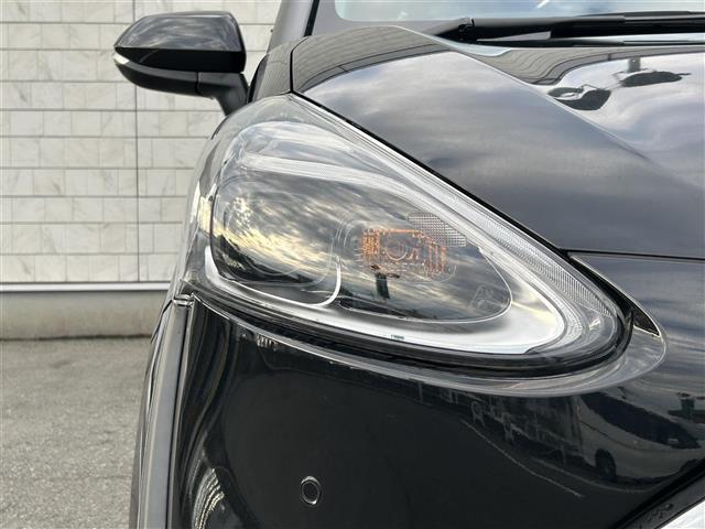 シエンタ ハイブリッドＧ　クエロ　純正９型ＳＤナビ（フルセグＴＶ／ＣＤ／ＤＶＤ／ＢＴ）　バックカメラ　トヨタセーフティ　コーナーセンサー　両側パワスラ　クルコン　ドラレコ２．０　ＥＴＣ　ＵＳＢ　ＨＤＭＩ　純正ＬＥＤ　プッシュスタート（18枚目）