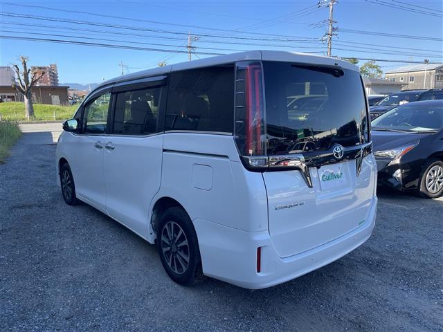 エスクァイア Gi プレミアムパッケージ ブラックテーラード(4枚目)