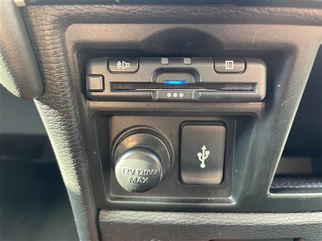 デリカD:5 P 純正10.1型SDナビ(フルセグTV/CD/DVD/BT) アラウンドビュー ブラインドスポット オートホールド ドラレコ 両側電動 クルコン ETC 電動リア ハンドルヒーター USB 純正LED(8枚目)