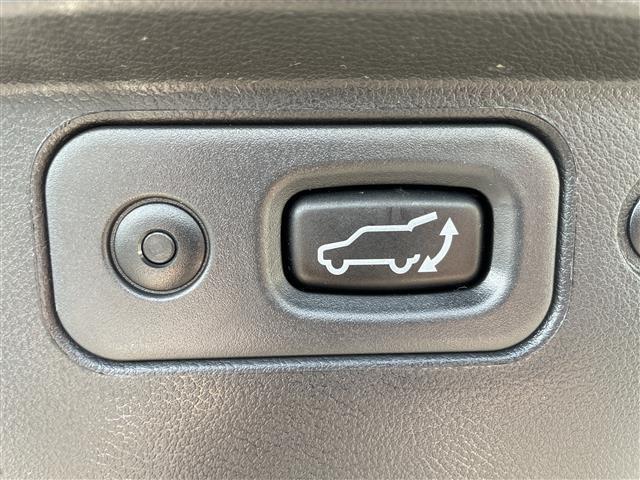 デリカD:5 P 純正10.1型SDナビ(フルセグTV/CD/DVD/BT) アラウンドビュー ブラインドスポット オートホールド ドラレコ 両側電動 クルコン ETC 電動リア ハンドルヒーター USB 純正LED(23枚目)