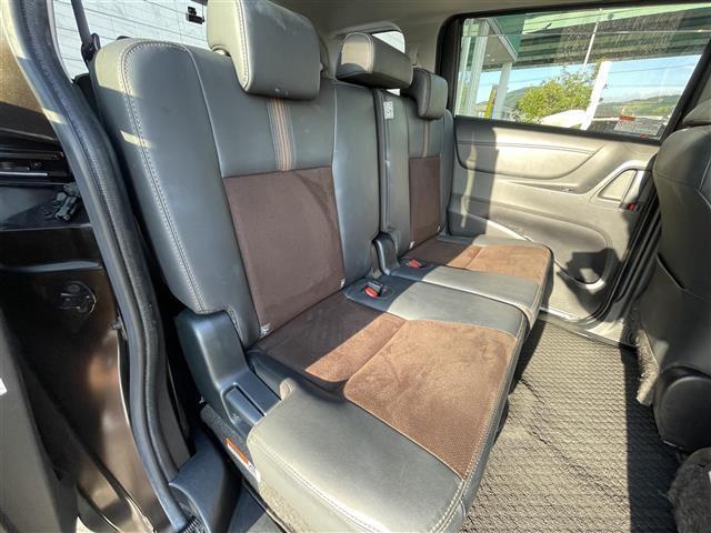 シエンタ ハイブリッドG クエロ 純正9型SDナビ【フルセグTV・CD・DVD・BT】 全方位バックカメラ トヨタセーフティー コーナーセンサー 両側パワスラ クルーズコントロール ドライブレコーダー【前後】 ETC USBポート 純(14枚目)