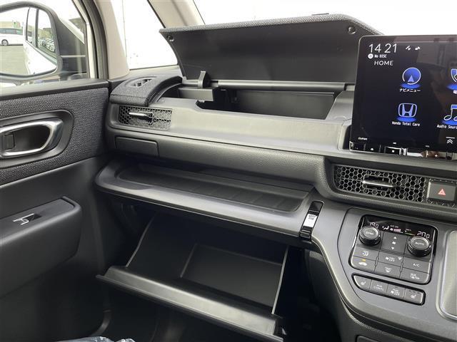 ステップワゴン e:HEVエアー EX 登録済み未使用車 純正11.4型SDナビ(フルセグTV/CD/DVD/BT)バックカメラ ホンダセンシング コーナーセンサー レーダークルコン 両側パワスラ 電動リアゲート シートヒーター オットマン(29枚目)