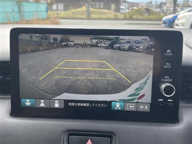 ヴェゼル ｅ：ＨＥＶ　Ｚ　純正９型ディスプレイオーディオ【ナビ・ＢＴ・フルセグＴＶ】　バックカメラ　ホンダセンシング　コーナーセンサー　ＭＴモード付ＡＴ　ブラインドスポット　レーダークルコン　社外ドライブレコーダー前後　シート（3枚目）