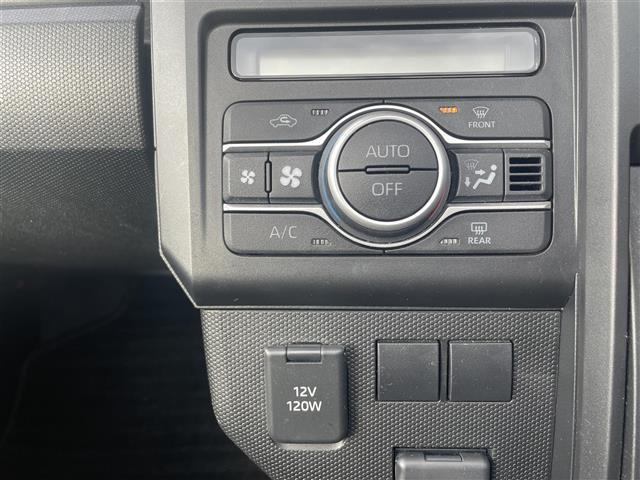 タフト X 社外7型SDナビ(フルセグTV/BT) バックカメラ コーナーセンサー オートホールド 衝突軽減 横滑り防止 スカイフィールトップ 置くだけ充電 ETC オートライト USB 純正フロアマット(20枚目)