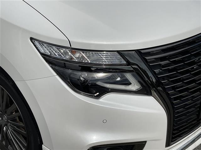 エルグランド ３５０ハイウェイスターアーバンクロム　純正１０型ＳＤナビ（フルセグＴＶ／ＣＤ／ＤＶＤ／ＢＴ）　全方位　コーナーセンサー　ブラインドスポット　Ｗサンルーフ　フリップダウンモニター　クルコン　助手席オットマン　ドラレコ　電動リア　ＥＴＣ（35枚目）