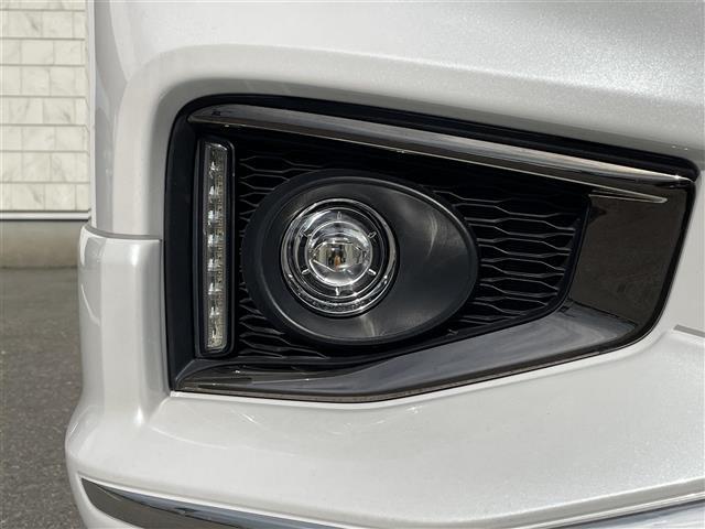 エルグランド ３５０ハイウェイスターアーバンクロム　純正１０型ＳＤナビ（フルセグＴＶ／ＣＤ／ＤＶＤ／ＢＴ）　全方位　コーナーセンサー　ブラインドスポット　Ｗサンルーフ　フリップダウンモニター　クルコン　助手席オットマン　ドラレコ　電動リア　ＥＴＣ（37枚目）