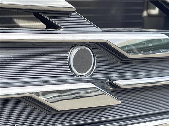 エルグランド ３５０ハイウェイスターアーバンクロム　純正１０型ＳＤナビ（フルセグＴＶ／ＣＤ／ＤＶＤ／ＢＴ）　全方位　コーナーセンサー　ブラインドスポット　Ｗサンルーフ　フリップダウンモニター　クルコン　助手席オットマン　ドラレコ　電動リア　ＥＴＣ（39枚目）