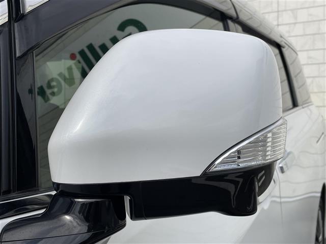 エルグランド ３５０ハイウェイスターアーバンクロム　純正１０型ＳＤナビ（フルセグＴＶ／ＣＤ／ＤＶＤ／ＢＴ）　全方位　コーナーセンサー　ブラインドスポット　Ｗサンルーフ　フリップダウンモニター　クルコン　助手席オットマン　ドラレコ　電動リア　ＥＴＣ（44枚目）