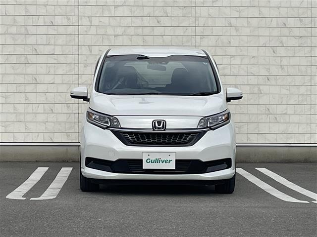 フリードハイブリッド ハイブリッド・Ｇホンダセンシング　純正７型ＳＤナビ（フルセグＴＶ／ＣＤ／ＤＶＤ／ＢＴ）バックカメラ　ホンダセンシング　コーナーセンサー（後方）　両側パワスラ　レーダークルコン　前後ドラレコ　ＥＴＣ　シートヒーター純正ＬＥＤヘッドライト（19枚目）