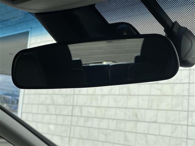 フリードハイブリッド ハイブリッド・Ｇホンダセンシング　純正７型ＳＤナビ（フルセグＴＶ／ＣＤ／ＤＶＤ／ＢＴ）バックカメラ　ホンダセンシング　コーナーセンサー（後方）　両側パワスラ　レーダークルコン　前後ドラレコ　ＥＴＣ　シートヒーター純正ＬＥＤヘッドライト（31枚目）