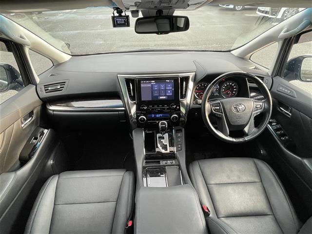 アルファード 2.5S Cパッケージ 純正9型ディスプレイオーディオ(フルセグTV・CD・DVD・BT) ツインサンルーフ バックカメラ フリップダウンモニター Wサンルーフ 三眼LED シーケンシャルウインカー トヨタセーフティセンス(2枚目)