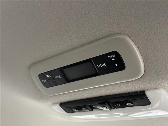 セレナ ハイウェイスターV 純正9インチメモリーナビ(フルセグTV・CD・DVD・BT) アラウンドビューモニター プロパイロット エマージェンシーブレーキ 前後コーナーセンサー BSM 両側パワスラ 純正前後ドラレコ ETC(28枚目)