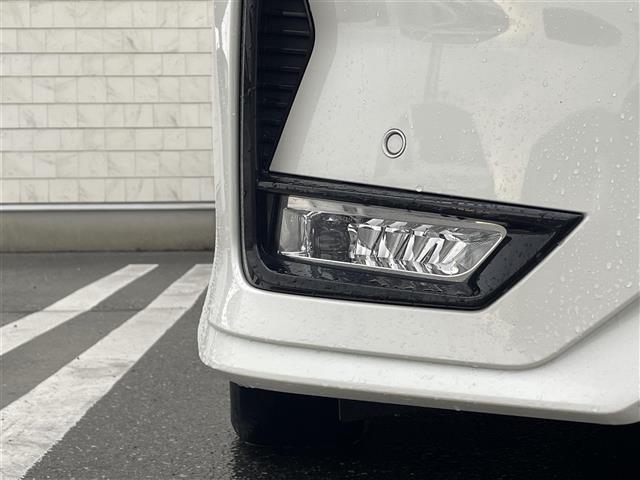 セレナ ハイウェイスターV 純正9インチメモリーナビ(フルセグTV・CD・DVD・BT) アラウンドビューモニター プロパイロット エマージェンシーブレーキ 前後コーナーセンサー BSM 両側パワスラ 純正前後ドラレコ ETC(38枚目)