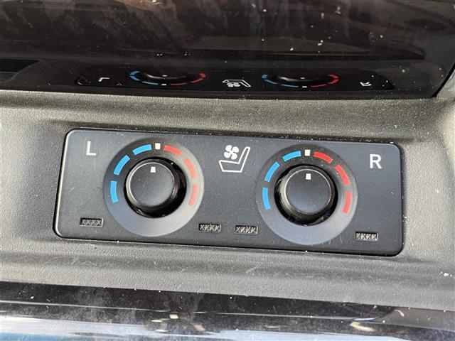 ヴェルファイア ２．５Ｚ　Ｇエディション　純正１０型ＳＤナビ（フルセグＴＶ／ＣＤ／ＤＶＤ／ＢＴ）　バックカメラ　コーナーセンサー　フリップダウンモニター　ドラレコ　ＥＴＣ　シートヒーター　エアシート　ハンドルヒーター　ＵＳＢ　ＨＤＭＩ（21枚目）