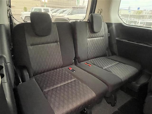 セレナ ｅ－パワー　ハイウェイスターＶ　純正７型ＳＤナビ（フルセグＴＶ／ＣＤ／ＤＶＤ／ＢＴ）　アラウンドビューモニター　プロパイロット　エマージェンシーブレーキ　コーナーセンサー　ブラインドスポットモニター　両側電動パワースライドドア（15枚目）