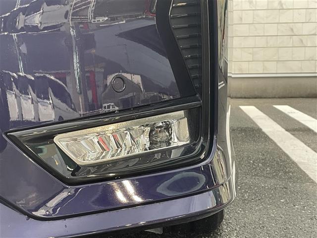 セレナ ｅ－パワー　ハイウェイスターＶ　純正７型ＳＤナビ（フルセグＴＶ／ＣＤ／ＤＶＤ／ＢＴ）　アラウンドビューモニター　プロパイロット　エマージェンシーブレーキ　コーナーセンサー　ブラインドスポットモニター　両側電動パワースライドドア（39枚目）