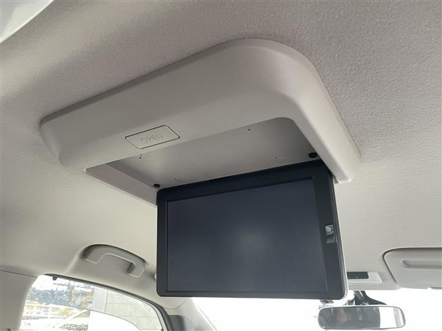 セレナ ハイウェイスター Vセレクション 純正9型SDナビ(フルセグTV/CD/DVD/BT) エマージェンシーブレーキ 後席フリップダウンモニター 両側電動 クルコン ドラレコ ETC 純正LED 純正アルミホイール プッシュスタート(7枚目)